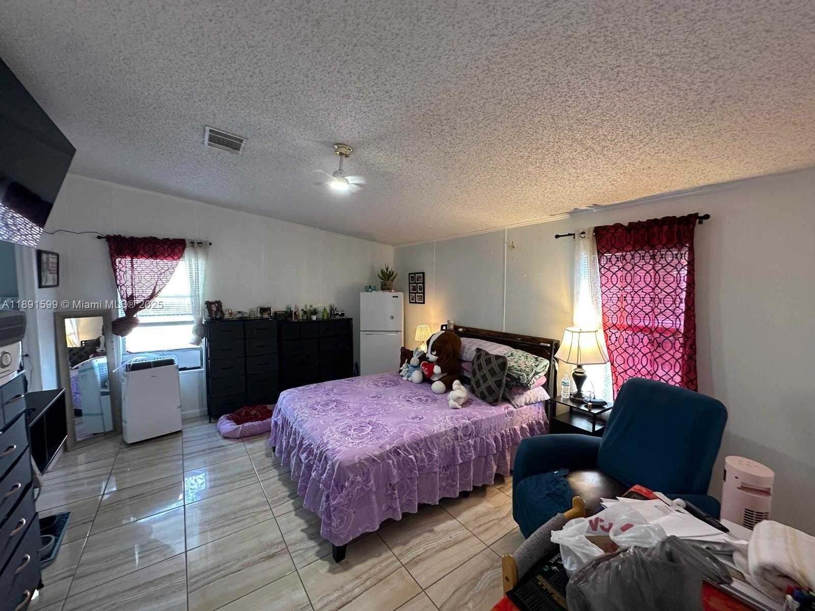 Small Image of 19800 SOUTH WEST 180TH AVE #271, Miami Number 13