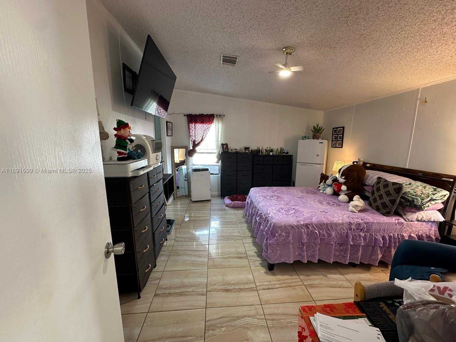 Small Image of 19800 SOUTH WEST 180TH AVE #271, Miami Number 14