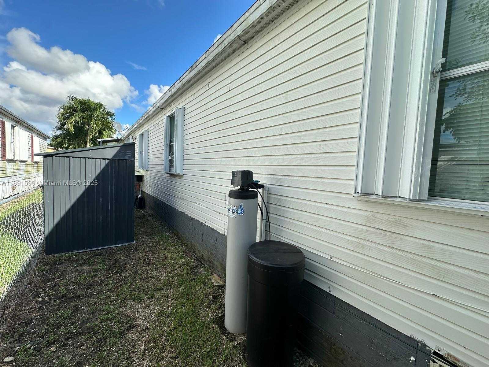 Small Image of 19800 SOUTH WEST 180TH AVE #271, Miami Number 31