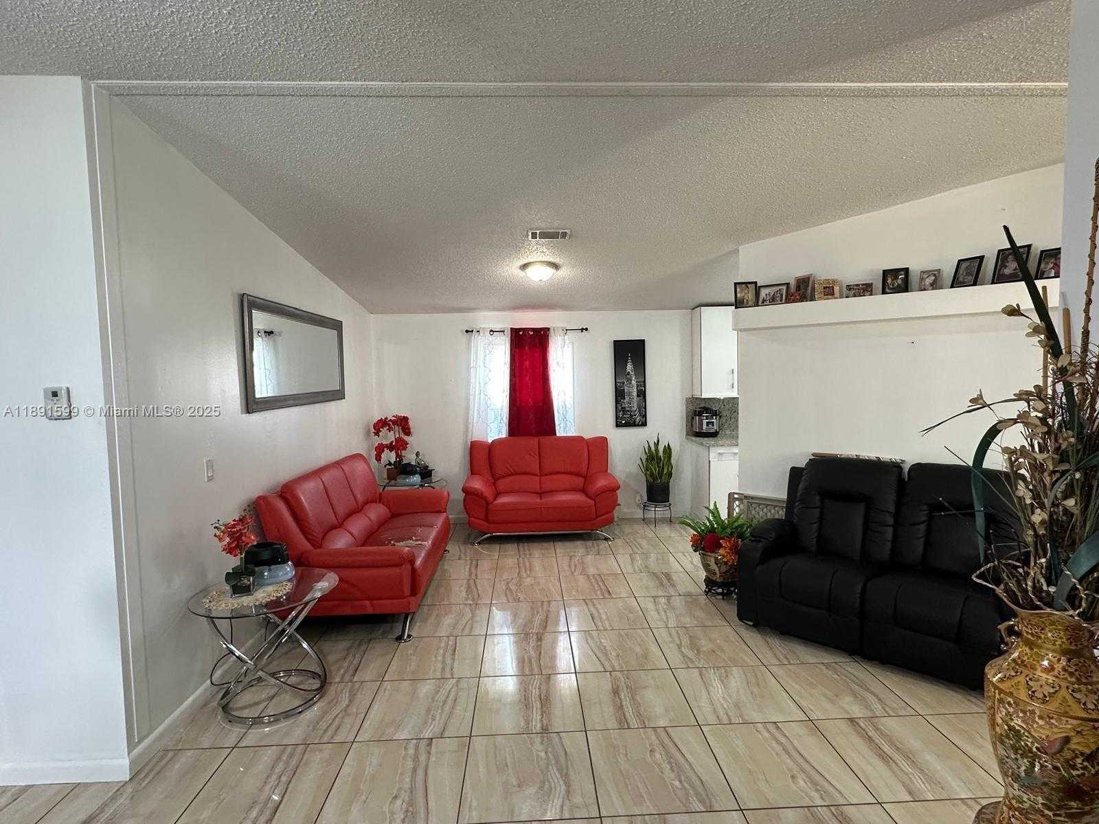 Small Image of 19800 SOUTH WEST 180TH AVE #271, Miami Number 4