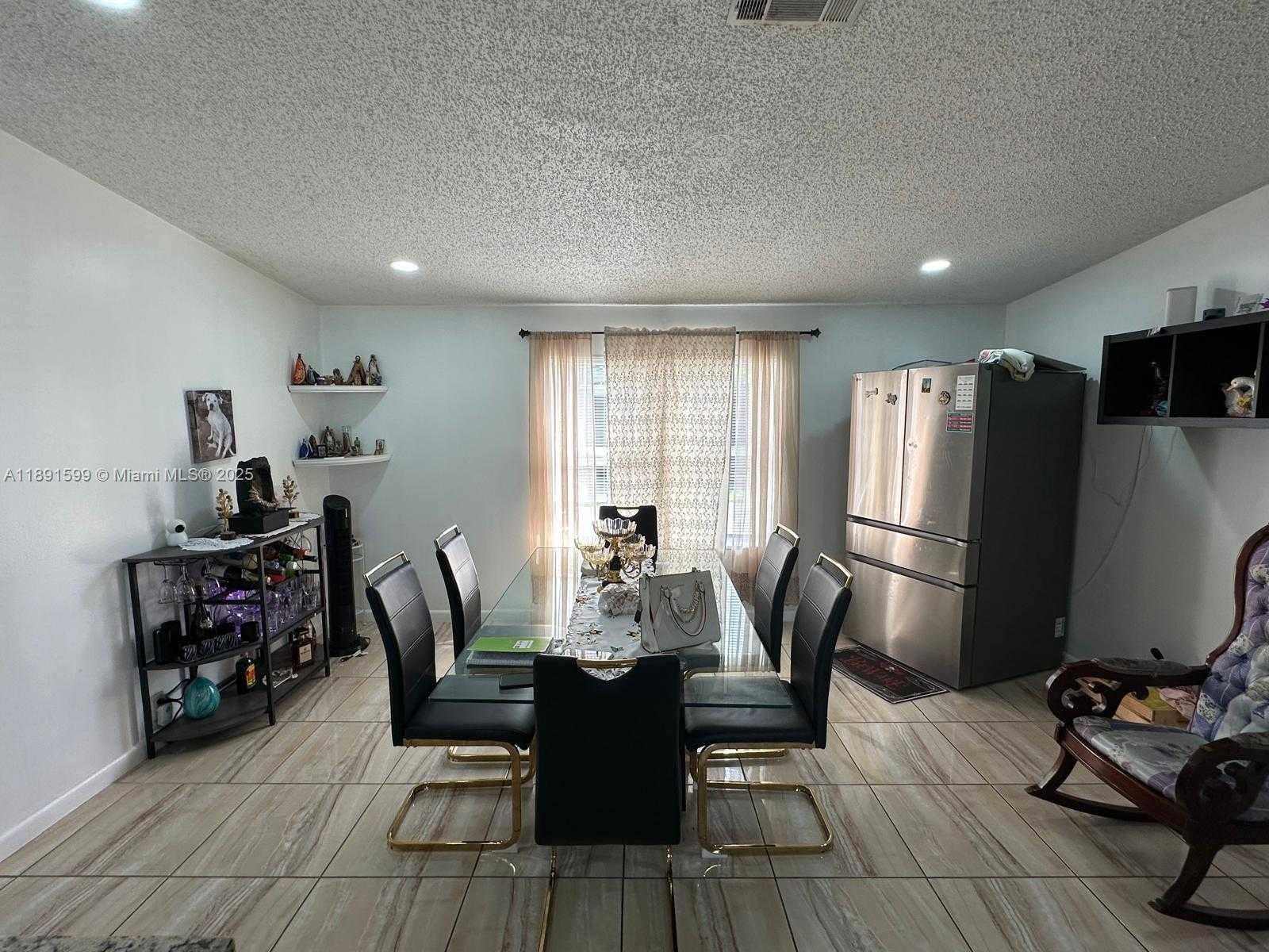 Small Image of 19800 SOUTH WEST 180TH AVE #271, Miami Number 6