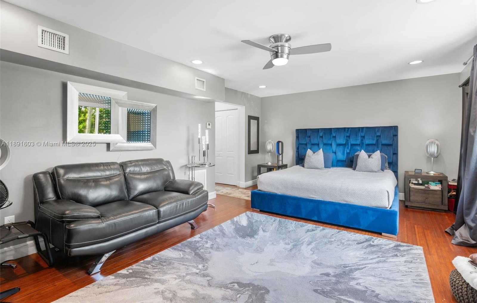 Small Image of 1609 NORTH EAST 20TH AVE, Fort Lauderdale Number 15