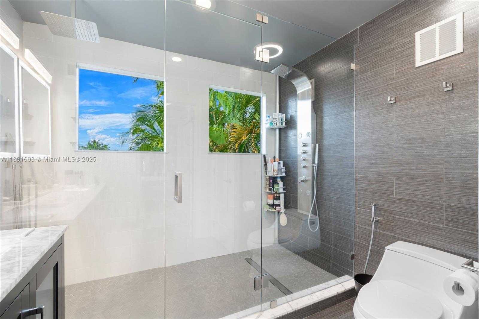 Small Image of 1609 NORTH EAST 20TH AVE, Fort Lauderdale Number 19