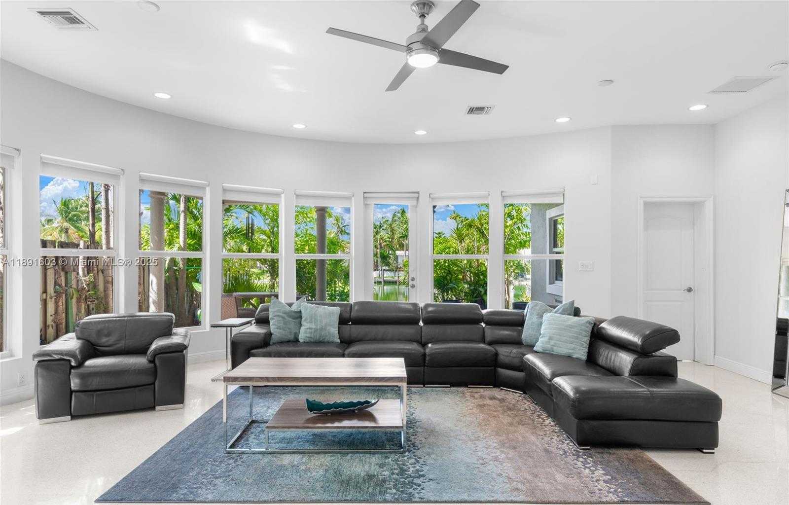 Small Image of 1609 NORTH EAST 20TH AVE, Fort Lauderdale Number 24