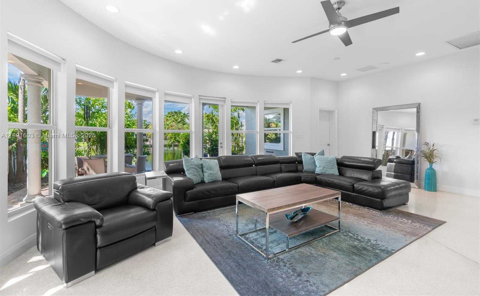 Small Image of 1609 NORTH EAST 20TH AVE, Fort Lauderdale Number 5