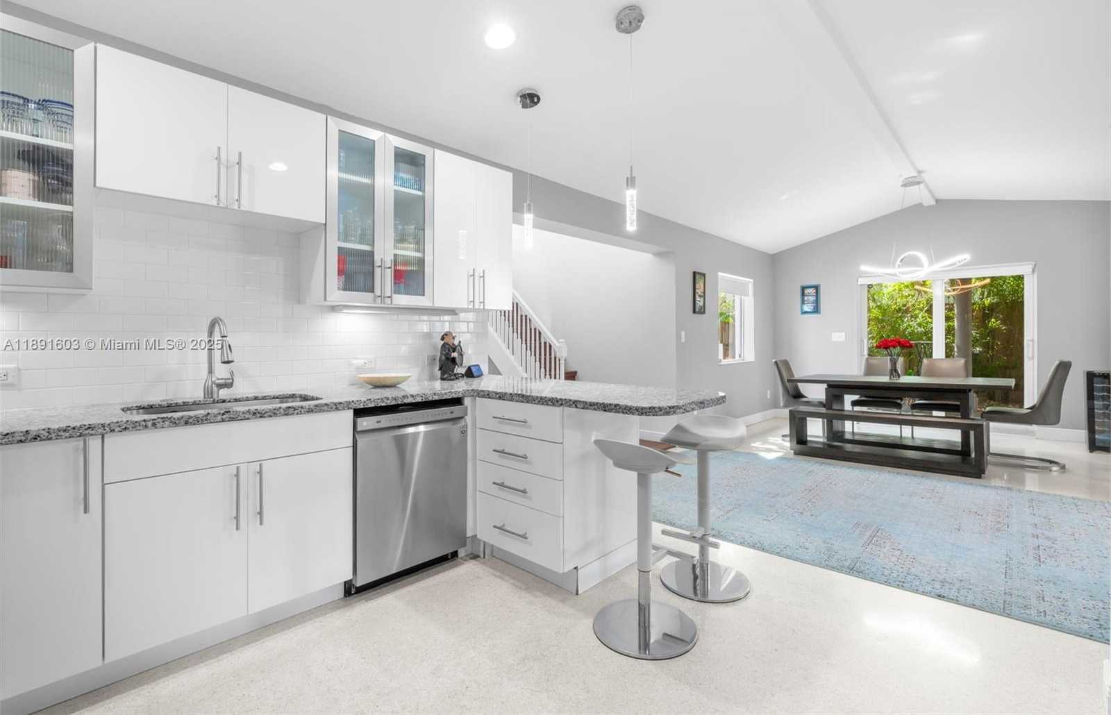 Small Image of 1609 NORTH EAST 20TH AVE, Fort Lauderdale Number 8