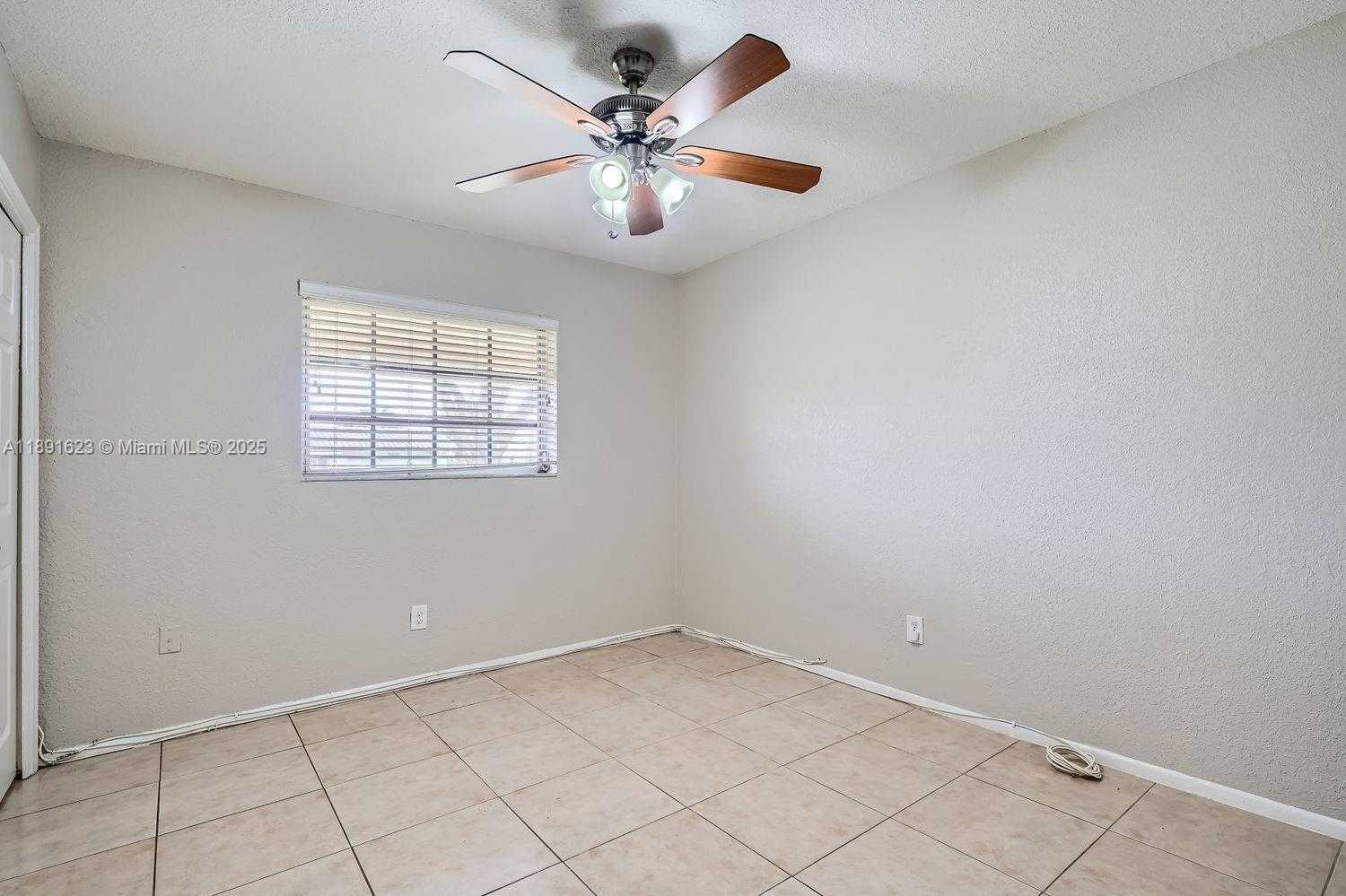 Small Image of 7301 NORTH WEST 11TH ST, Plantation Number 19