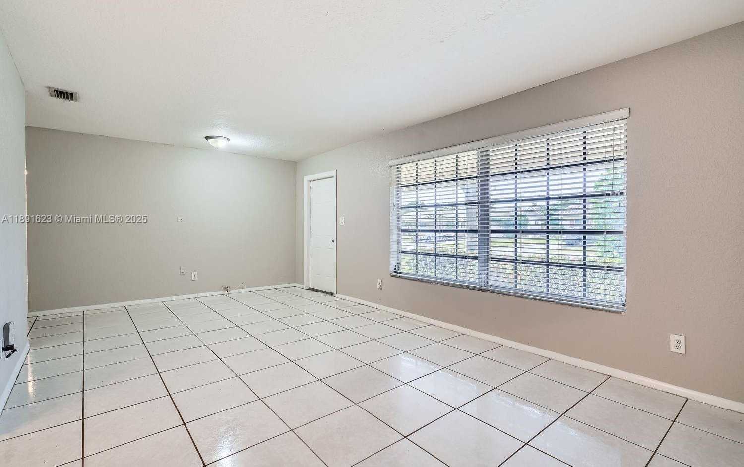 Small Image of 7301 NORTH WEST 11TH ST, Plantation Number 23