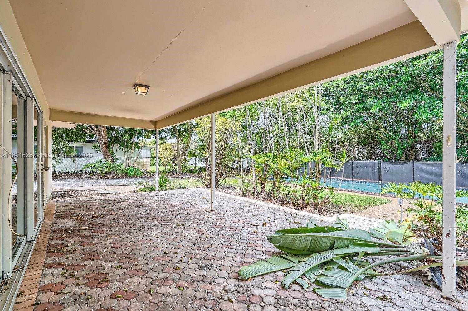 Small Image of 7301 NORTH WEST 11TH ST, Plantation Number 26