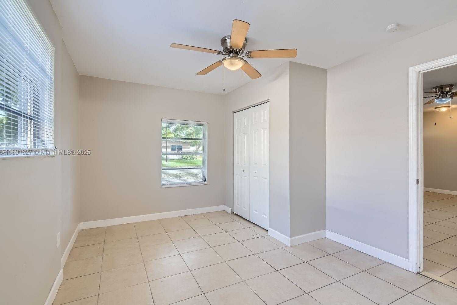 Small Image of 7740 SHALIMAR ST, Miramar Number 7
