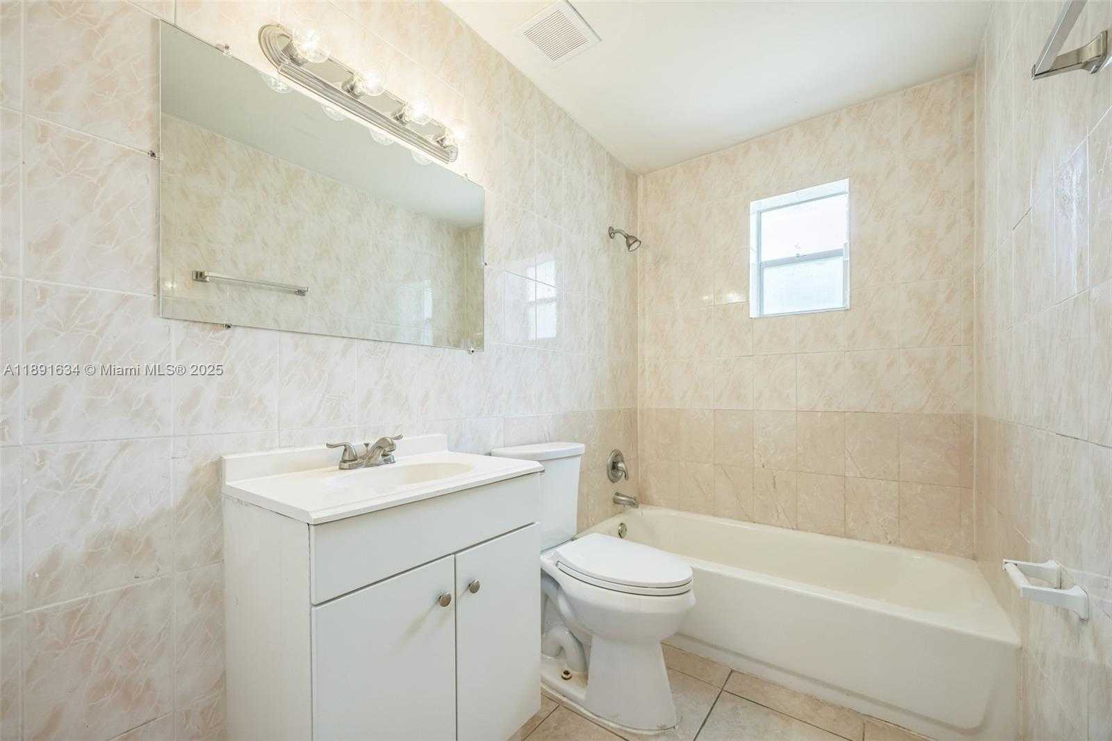 Small Image of 2515 NORTH 66TH AVE, Hollywood Number 6