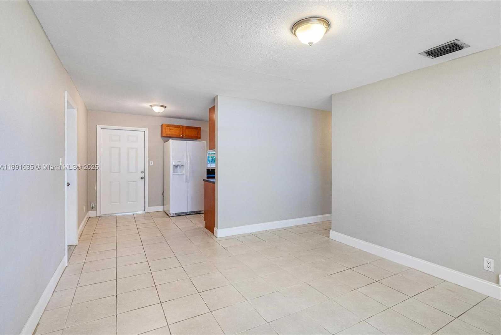 Small Image of 2811 NORTH 66TH AVE, Hollywood Number 17