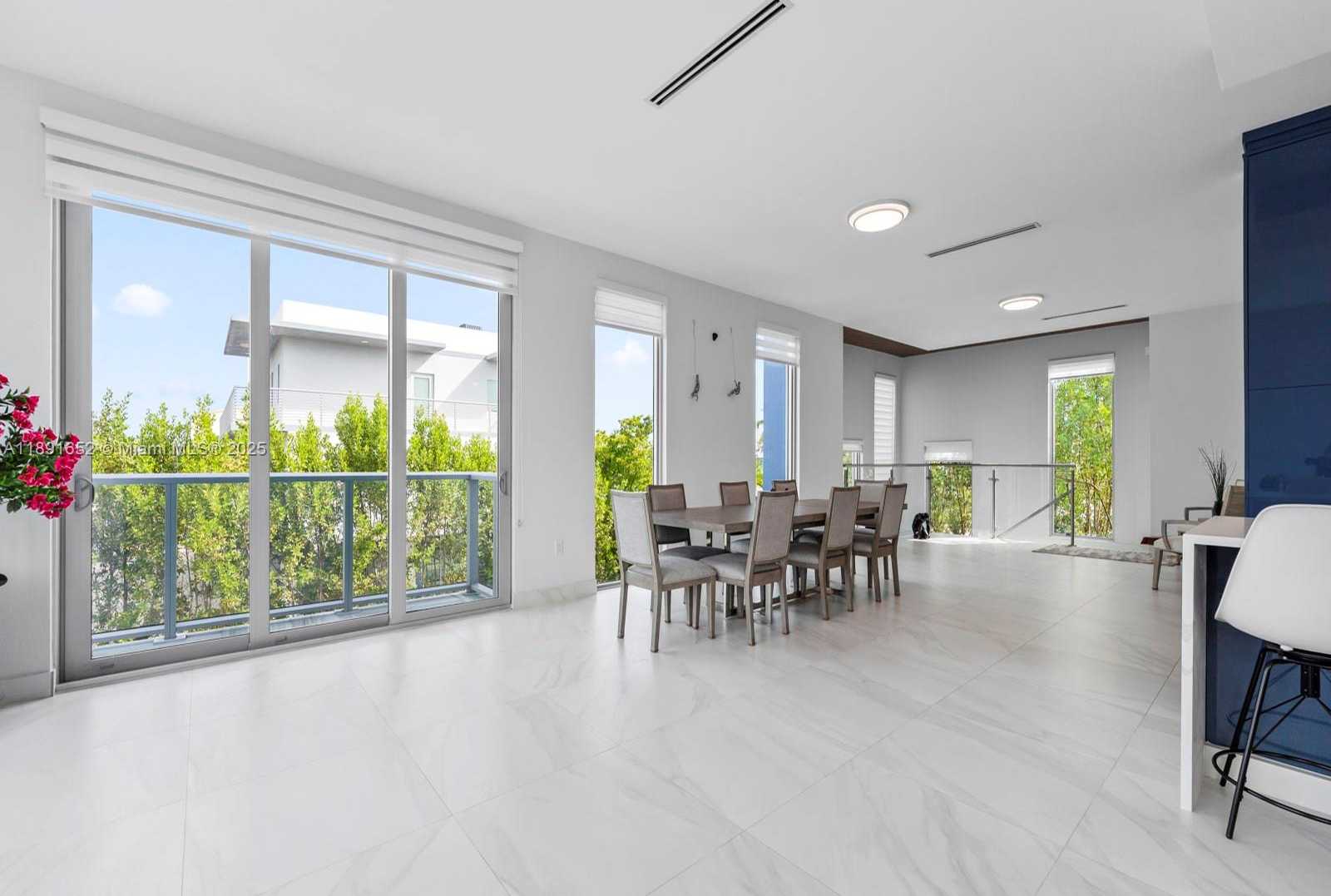 Small Image of 474 BAHIA HONDA RD, Key Largo Number 12
