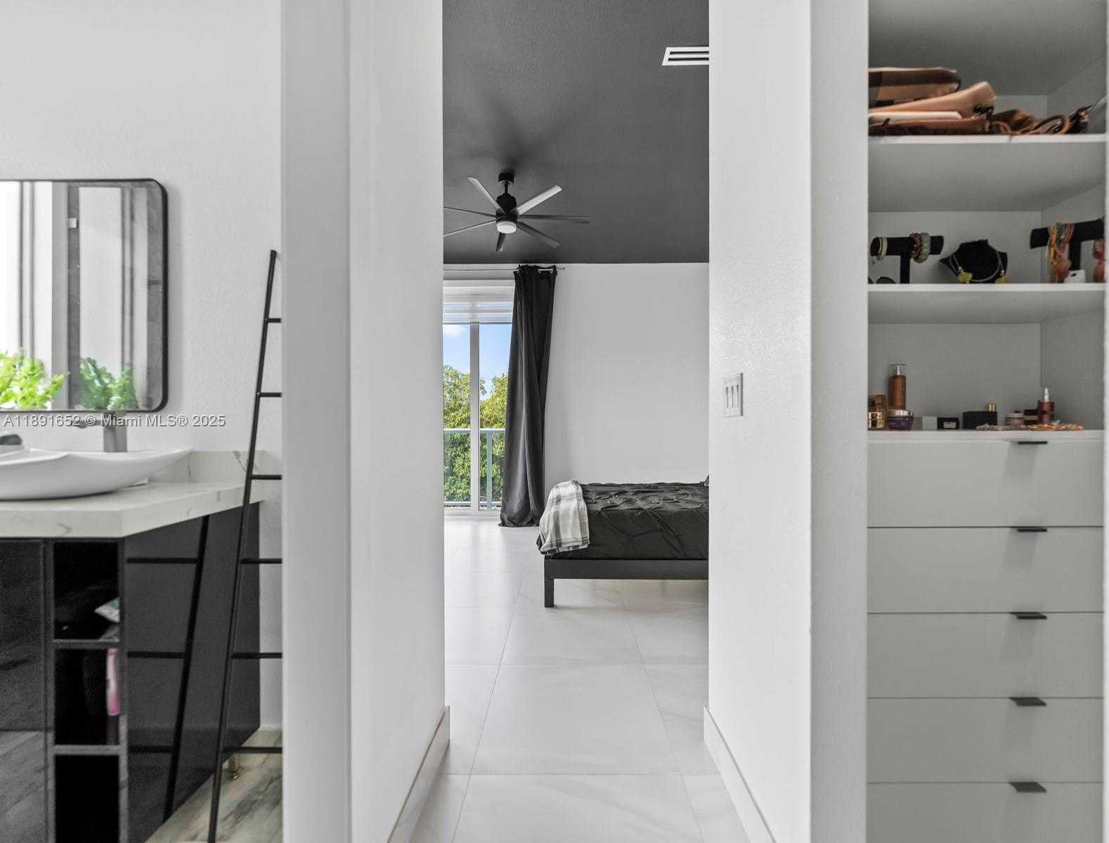 Small Image of 474 BAHIA HONDA RD, Key Largo Number 21