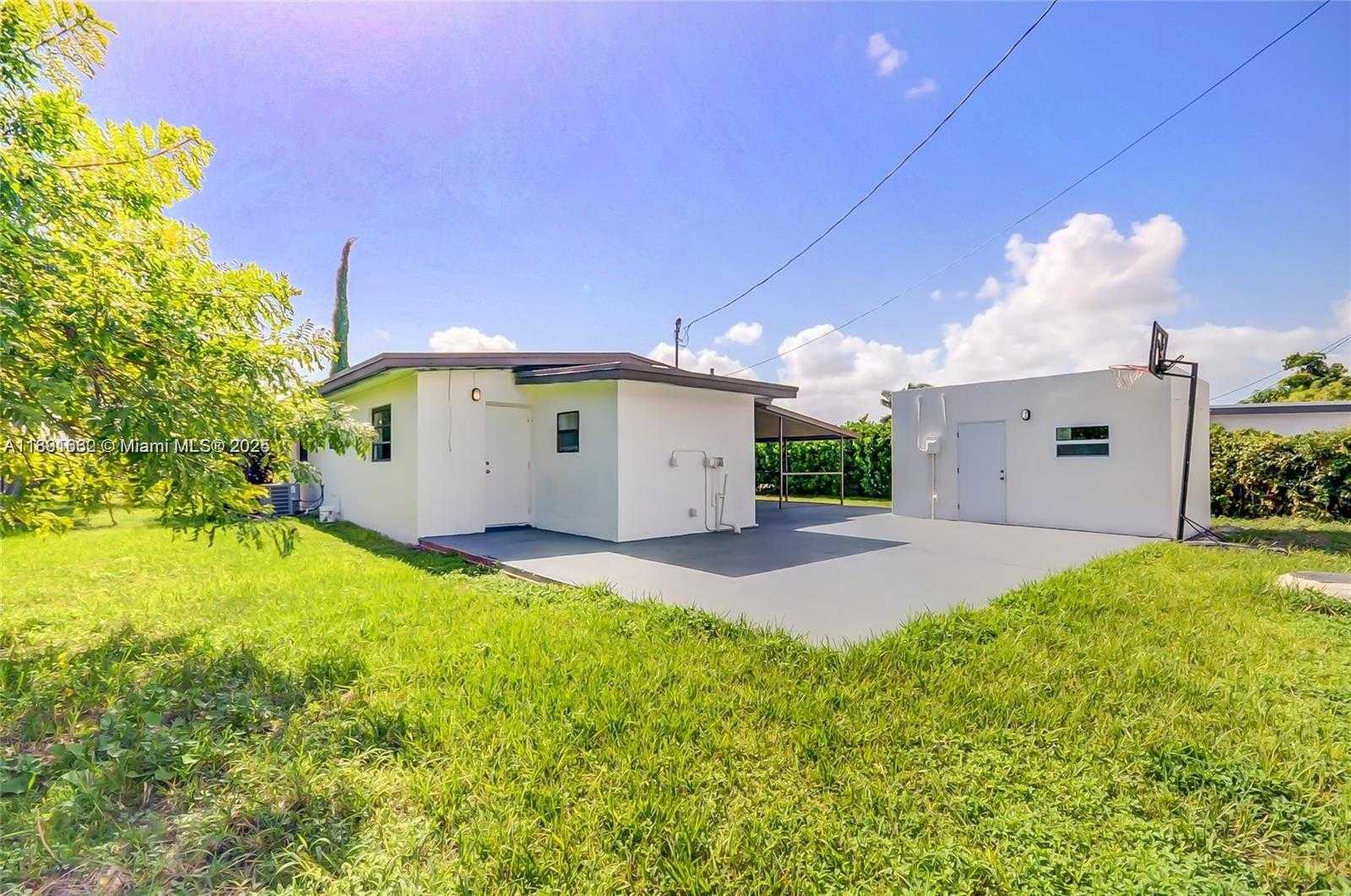 Small Image of 14465 SOUTH WEST 290TH TER, Homestead Number 17
