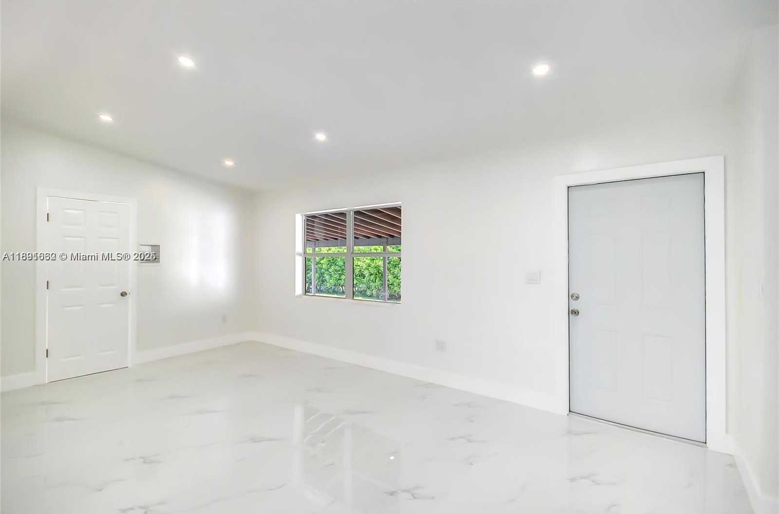 Small Image of 14465 SOUTH WEST 290TH TER, Homestead Number 7