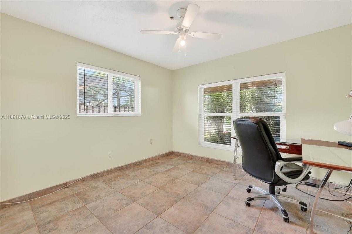 Small Image of 1621 NORTH WEST 110TH TER, Pembroke Pines Number 20