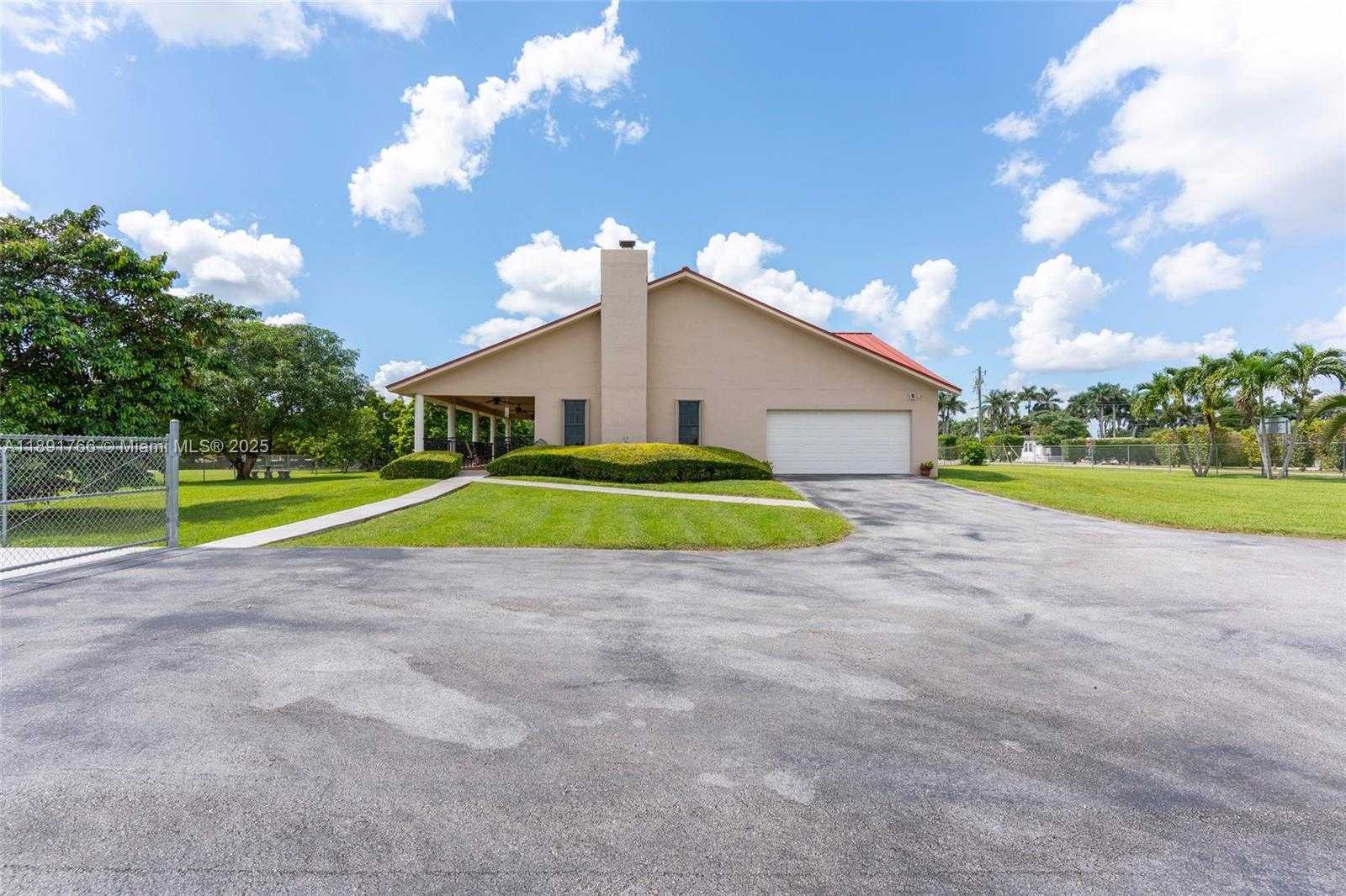 Small Image of 17320 SOUTH WEST 236TH ST, Homestead Number 14