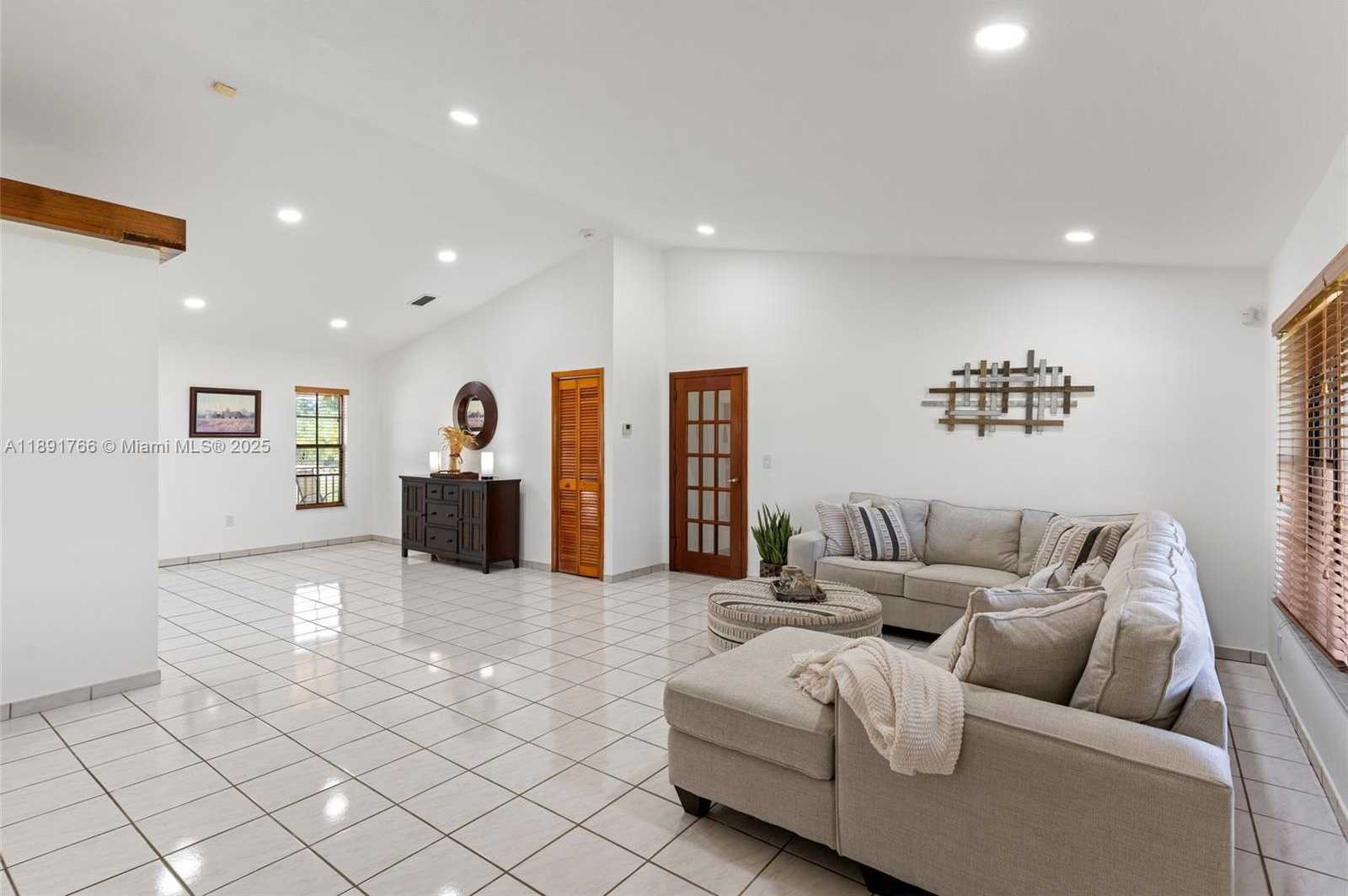 Small Image of 17320 SOUTH WEST 236TH ST, Homestead Number 21