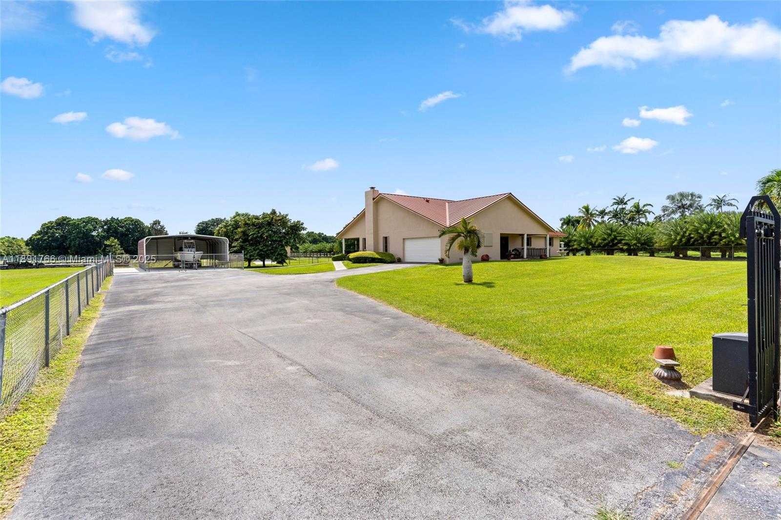 Small Image of 17320 SOUTH WEST 236TH ST, Homestead Number 9