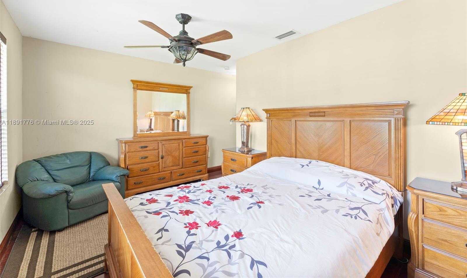 Small Image of 32295 SOUTH WEST 202ND AVE, Homestead Number 16