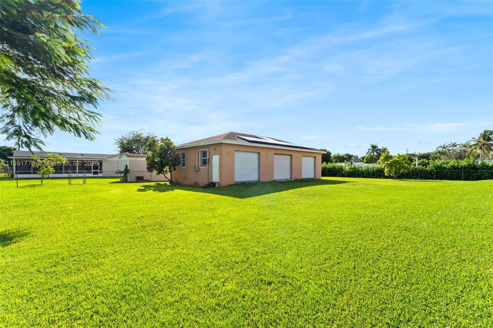 Small Image of 32295 SOUTH WEST 202ND AVE, Homestead Number 35