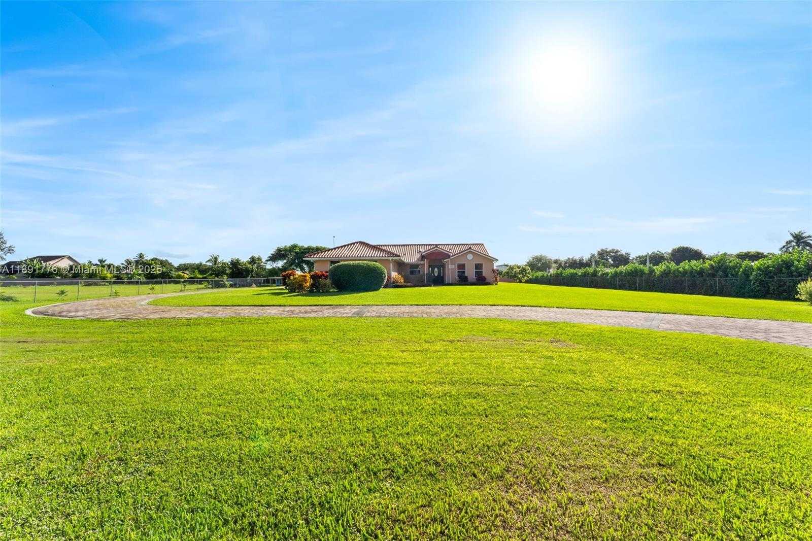 Small Image of 32295 SOUTH WEST 202ND AVE, Homestead Number 5