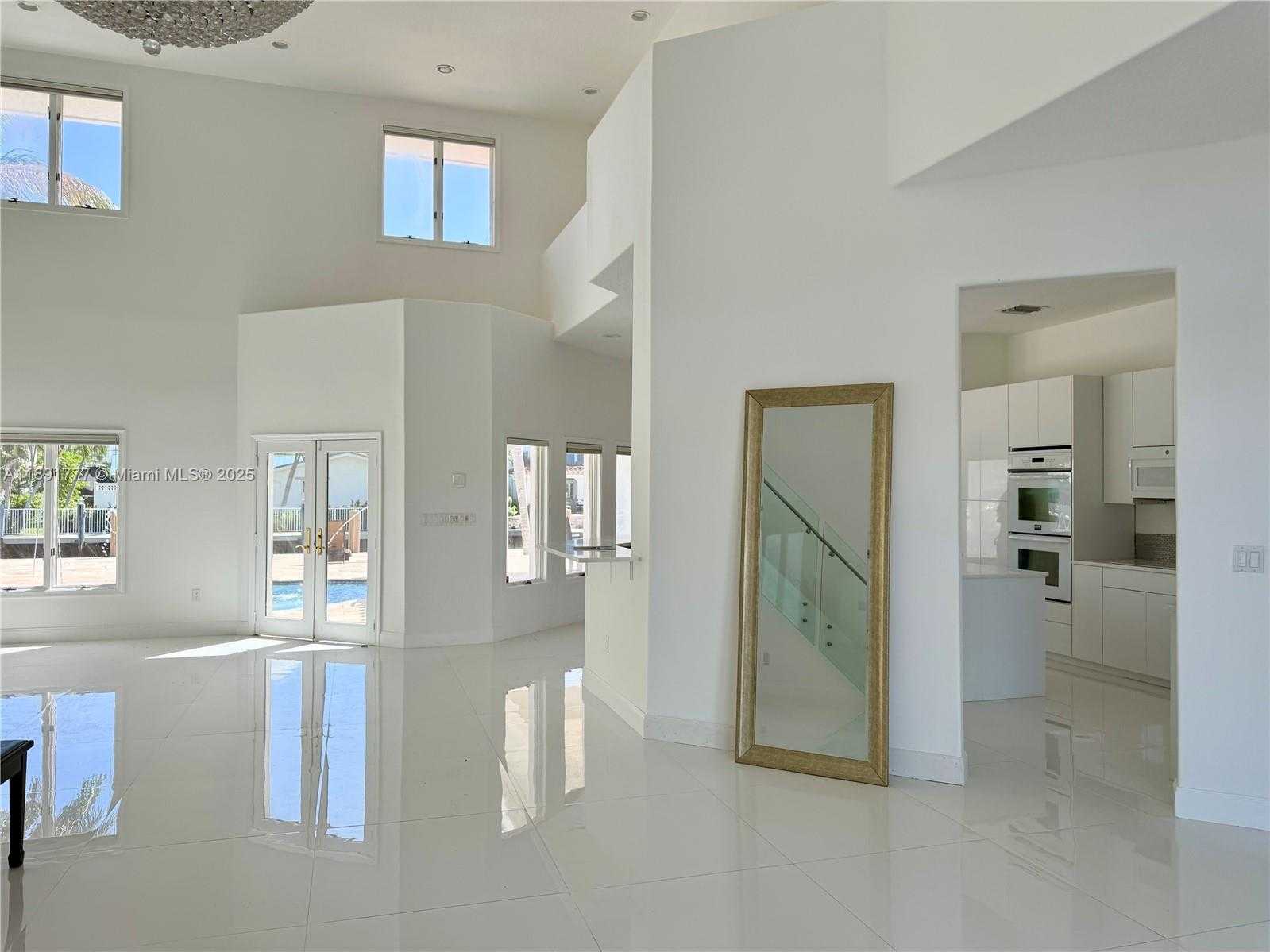 Small Image of 3030 NORTH EAST 42ND ST, Fort Lauderdale Number 15