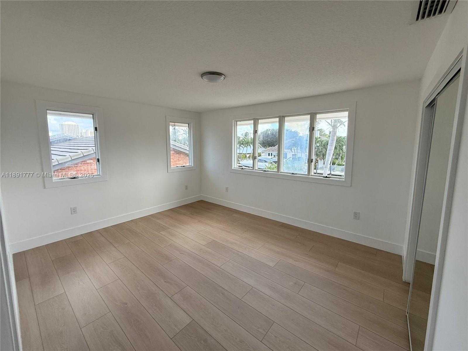 Small Image of 3030 NORTH EAST 42ND ST, Fort Lauderdale Number 24