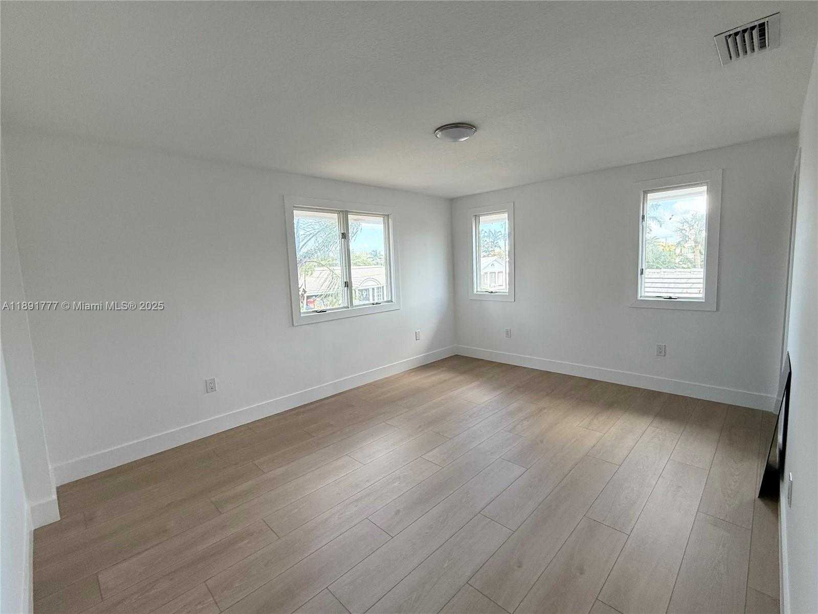 Small Image of 3030 NORTH EAST 42ND ST, Fort Lauderdale Number 30