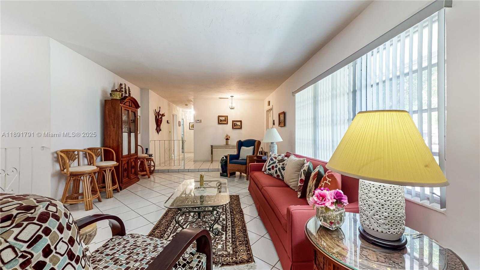 Small Image of 18401 SOUTH WEST 86TH CT, Cutler Bay Number 4
