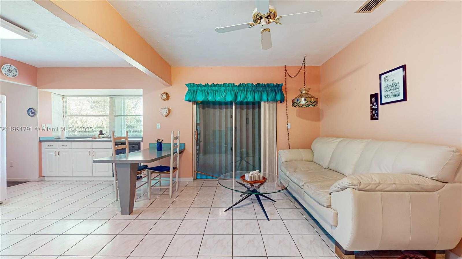 Small Image of 18401 SOUTH WEST 86TH CT, Cutler Bay Number 9