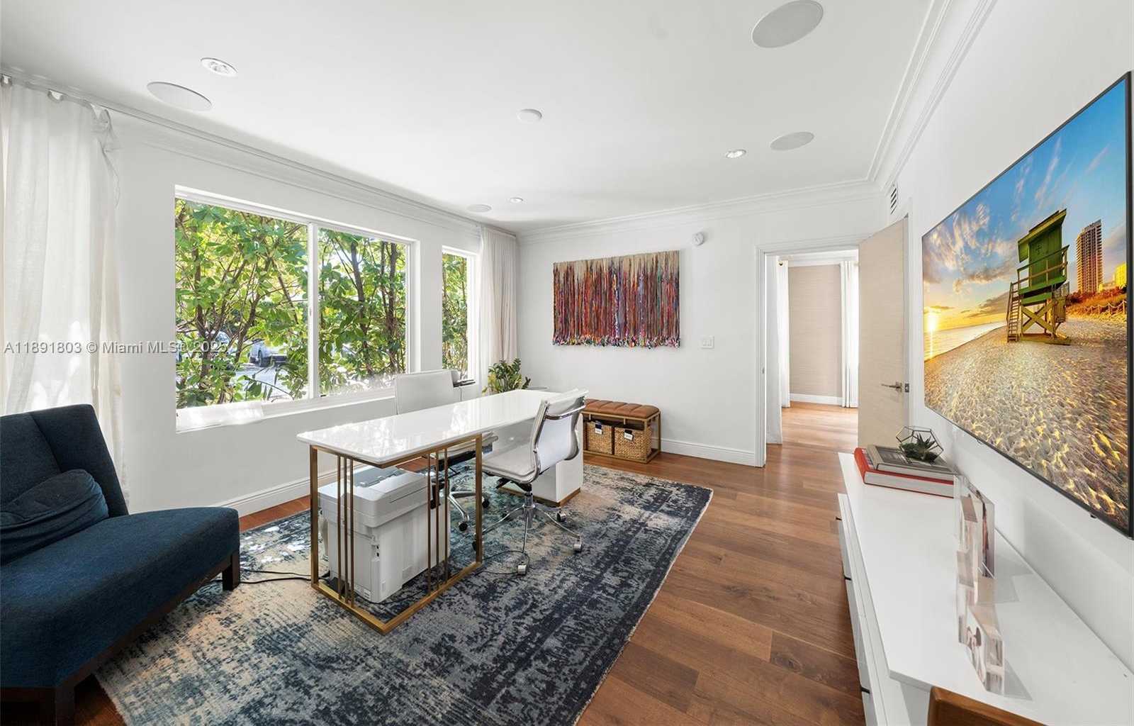 Small Image of 2701 NORTH BAY RD, Miami Beach Number 14