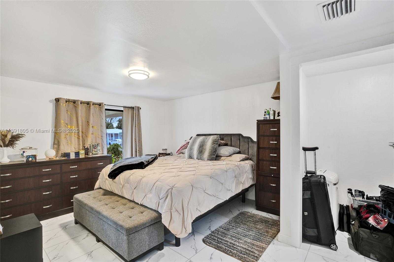 Small Image of 11201 SOUTH WEST 55TH ST LOT E43, Miramar Number 31