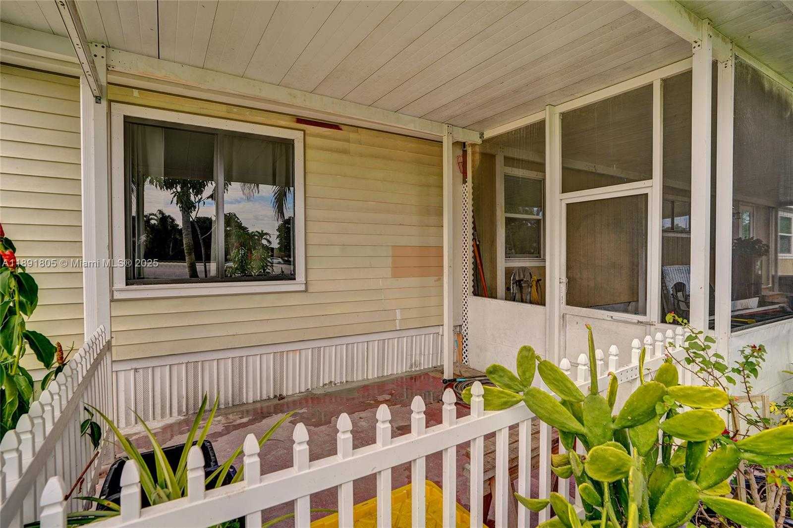 Small Image of 11201 SOUTH WEST 55TH ST LOT E43, Miramar Number 38