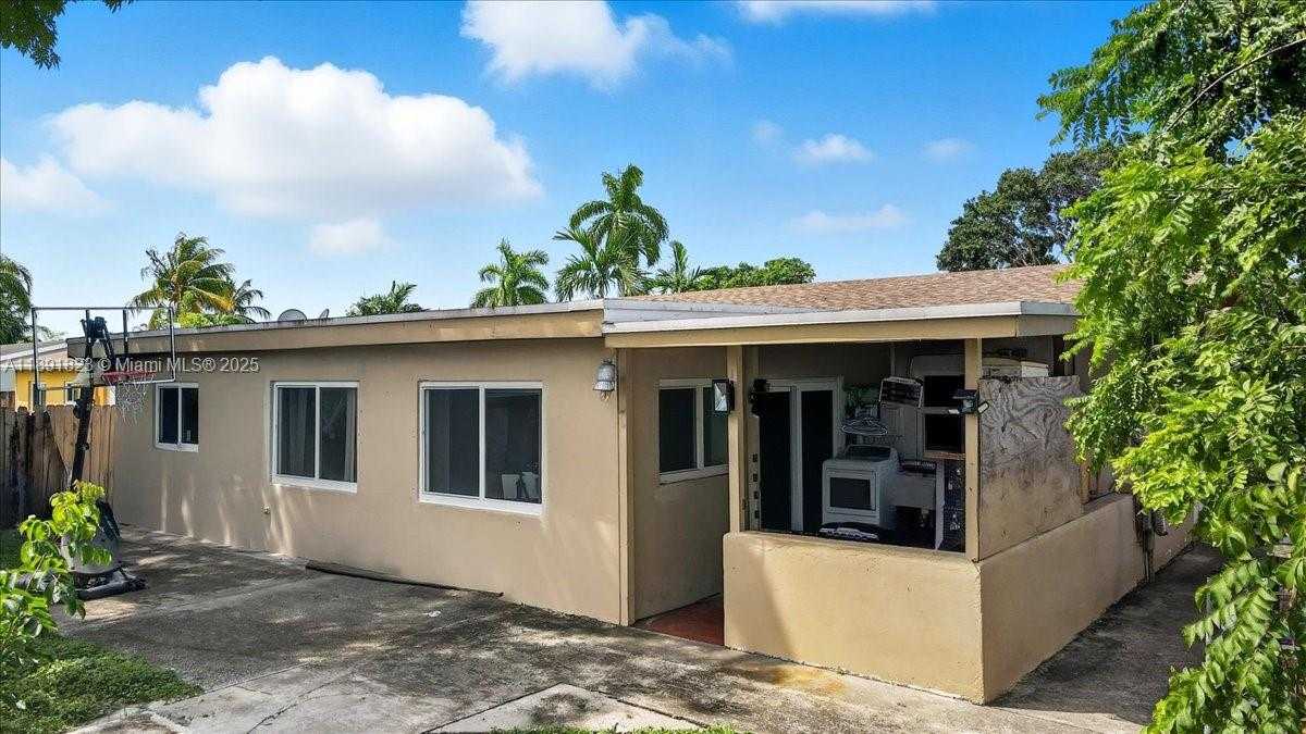 Small Image of 514 SOUTH WEST 72ND TER, North Lauderdale Number 24