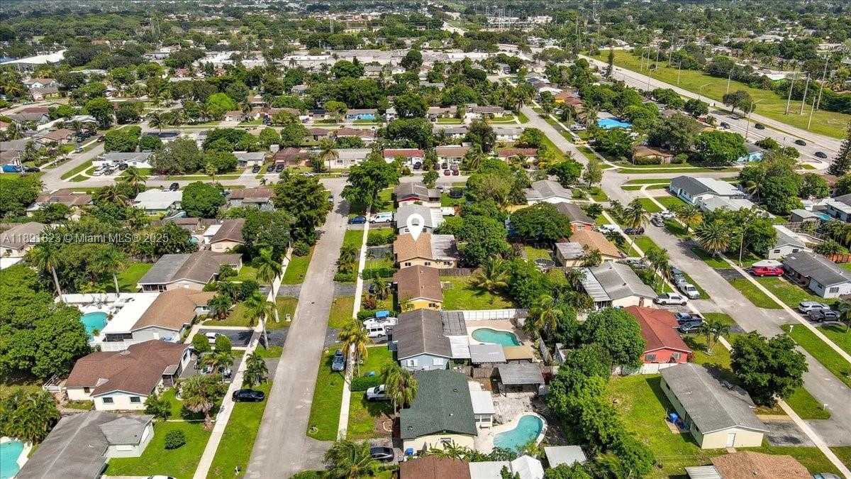 Small Image of 514 SOUTH WEST 72ND TER, North Lauderdale Number 28