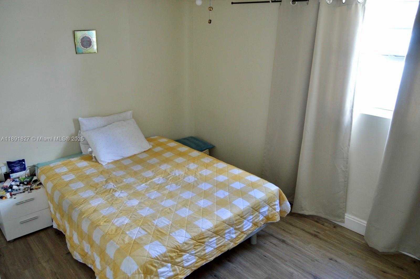 Small Image of 6441 ALLEN ST, Hollywood Number 17