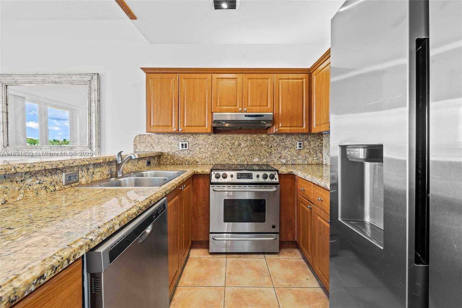 Small Image of 14391 NORTH WEST 83RD AVE, Miami Lakes Number 13