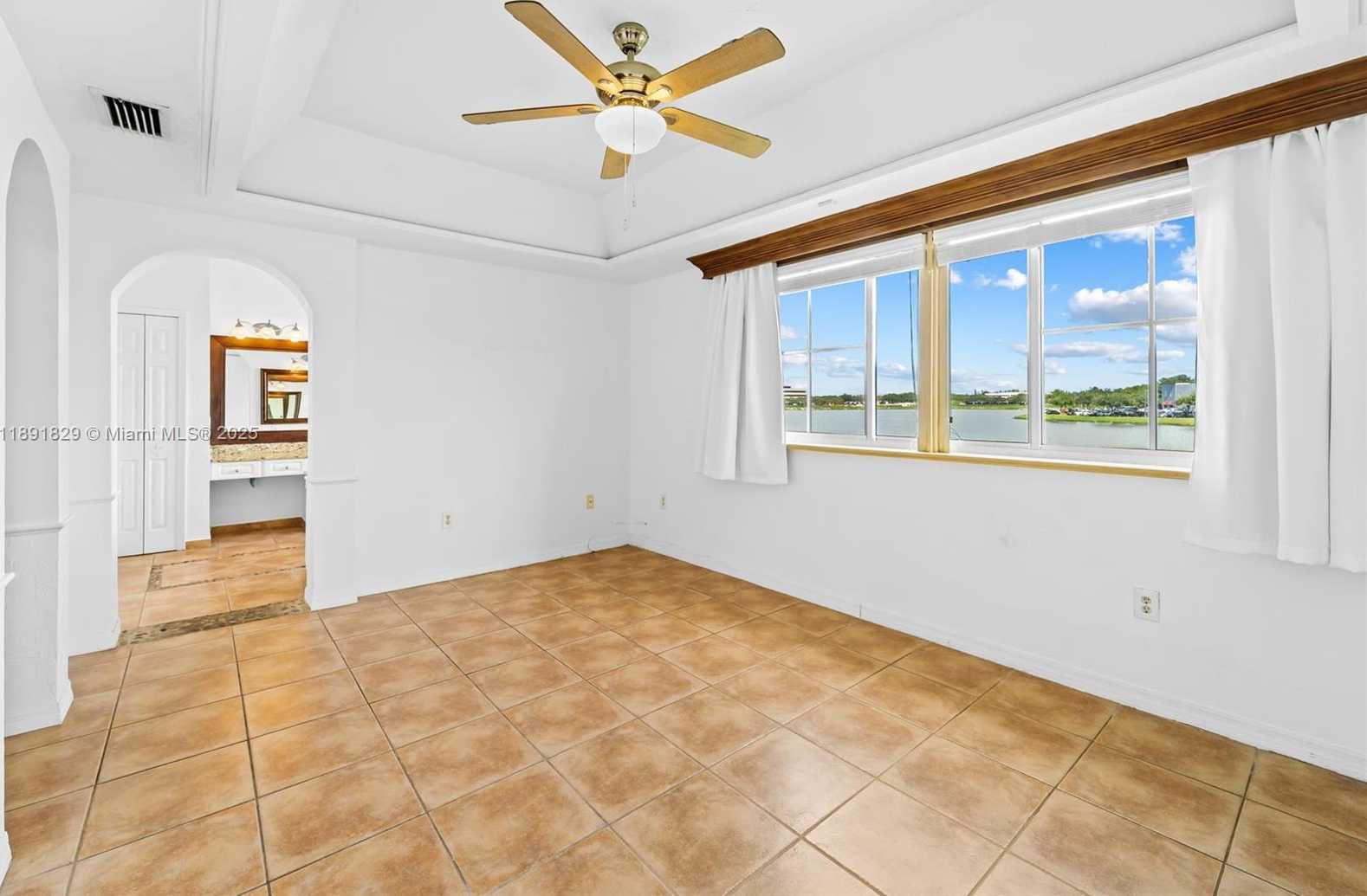 Small Image of 14391 NORTH WEST 83RD AVE, Miami Lakes Number 19