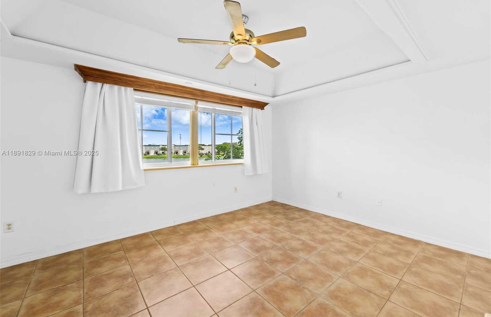 Small Image of 14391 NORTH WEST 83RD AVE, Miami Lakes Number 21