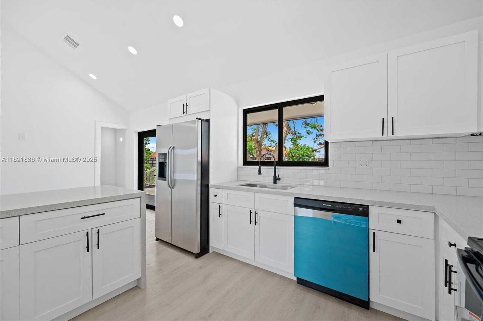 Small Image of 20620 SOUTH WEST 120TH PL, Miami Number 10