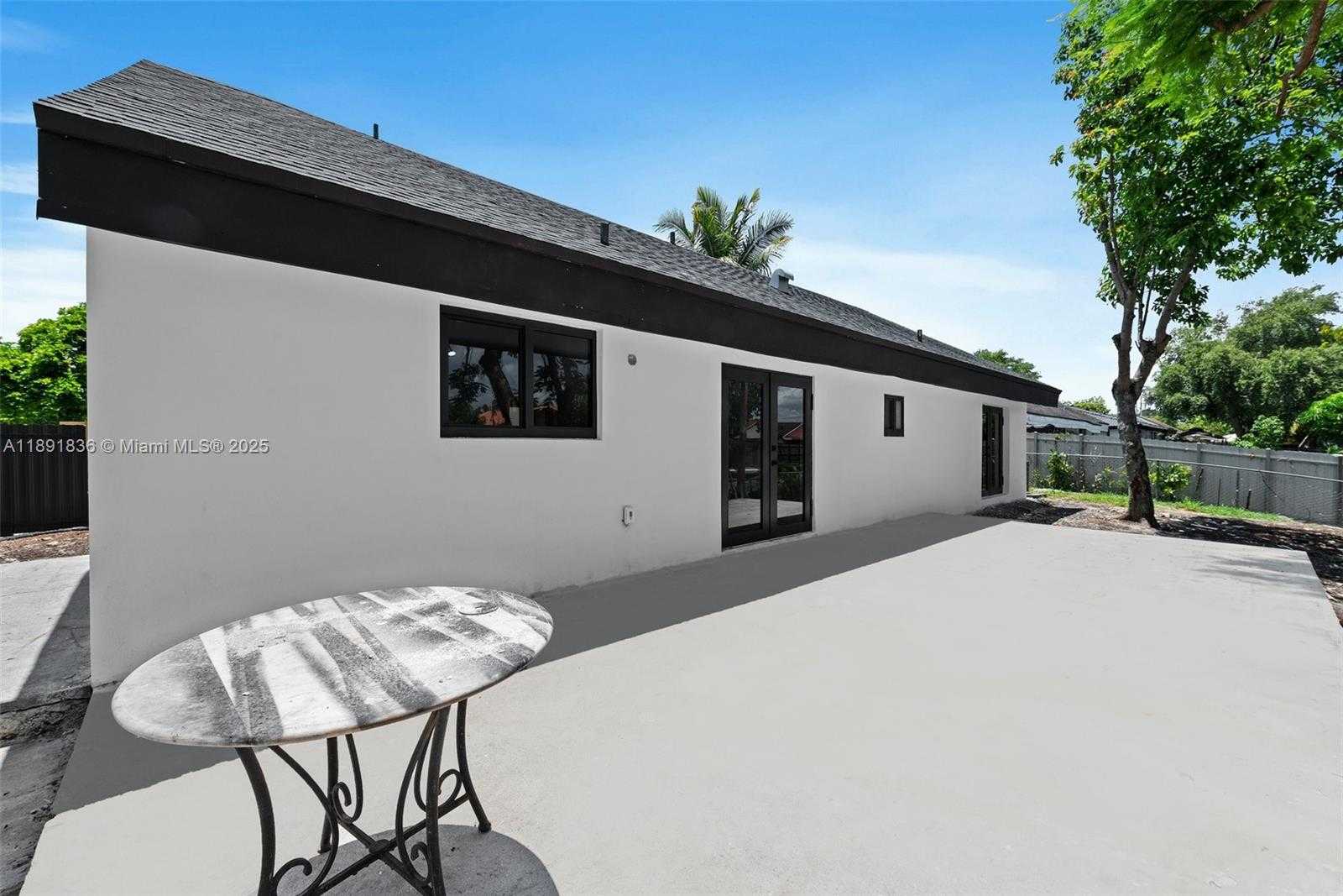 Small Image of 20620 SOUTH WEST 120TH PL, Miami Number 26