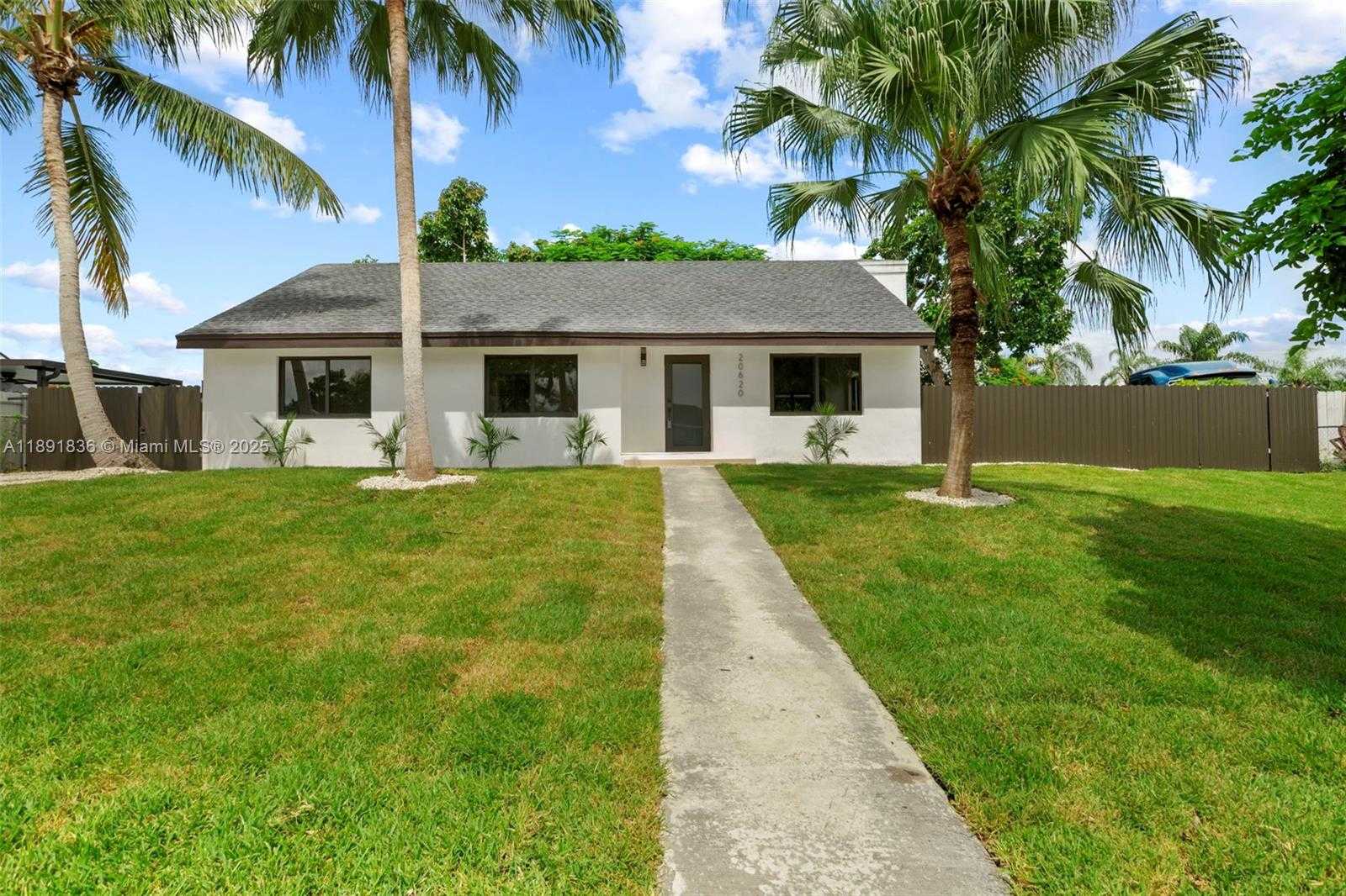 Small Image of 20620 SOUTH WEST 120TH PL, Miami Number 33