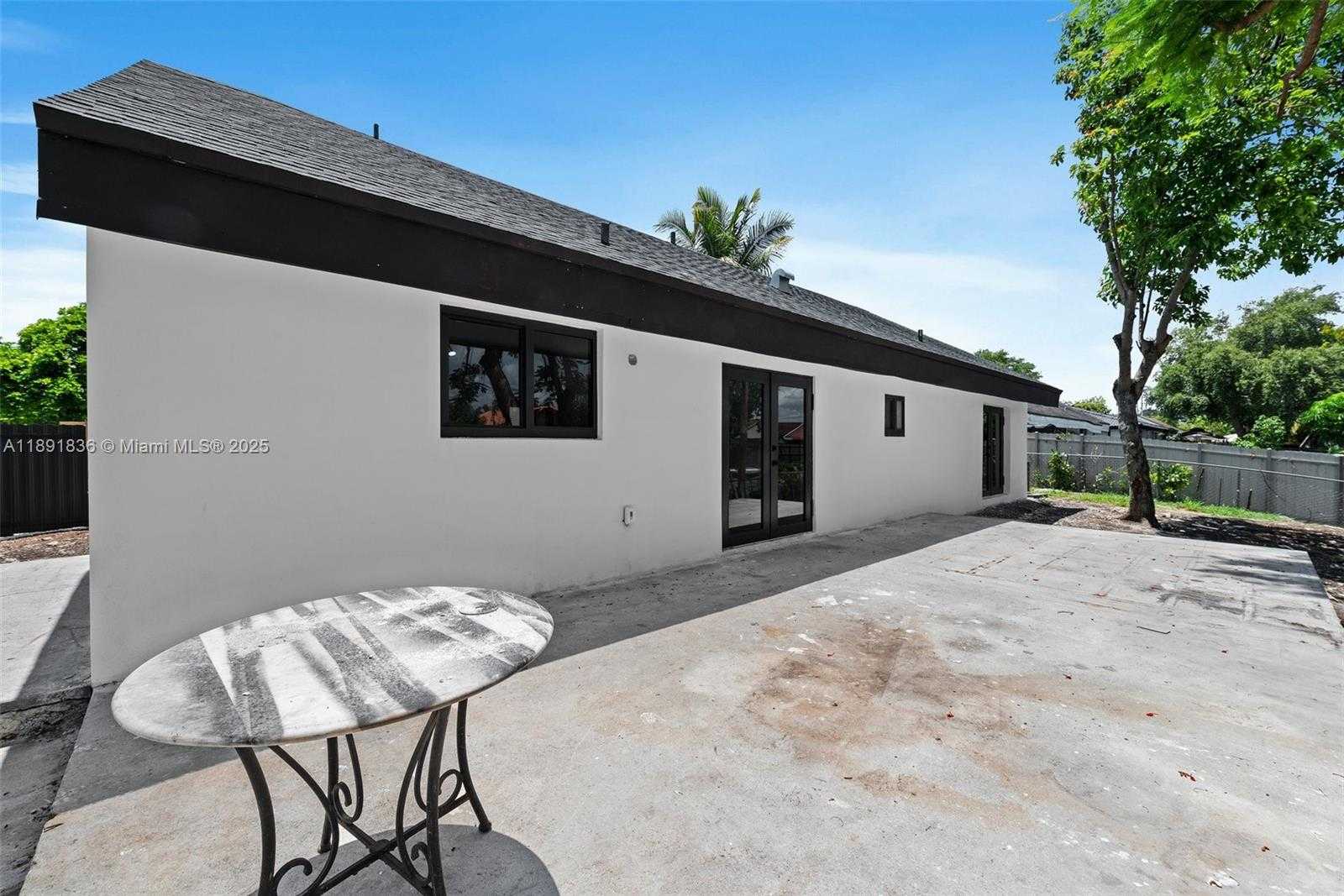 Small Image of 20620 SOUTH WEST 120TH PL, Miami Number 37