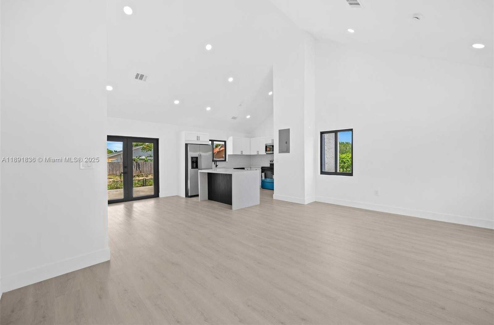 Small Image of 20620 SOUTH WEST 120TH PL, Miami Number 4