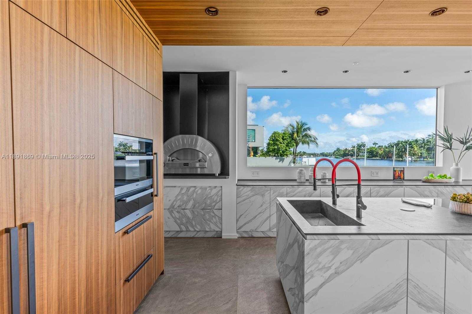 Small Image of 2131 NORTH EAST 15TH ST, Fort Lauderdale Number 26