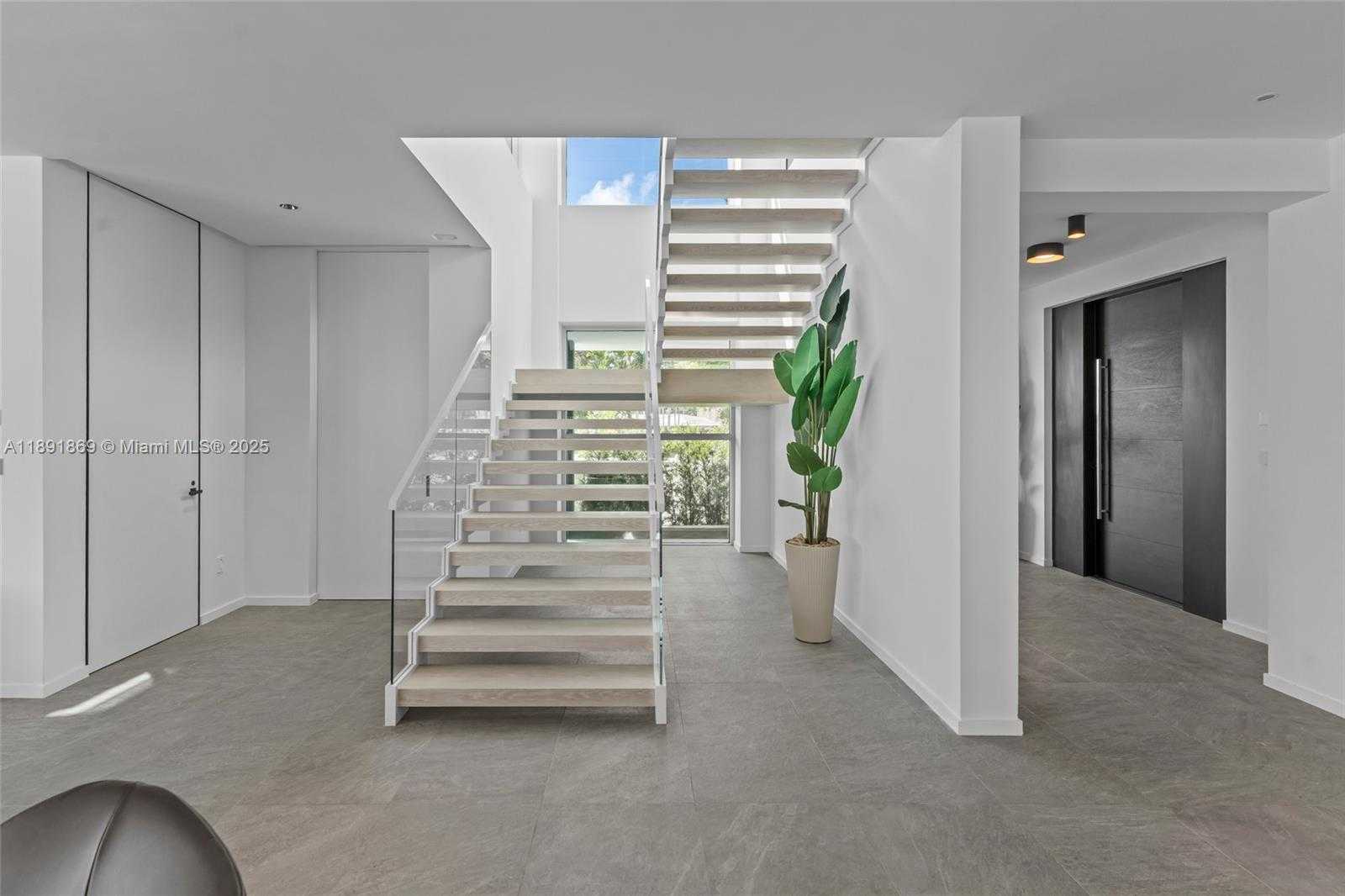 Small Image of 2131 NORTH EAST 15TH ST, Fort Lauderdale Number 37