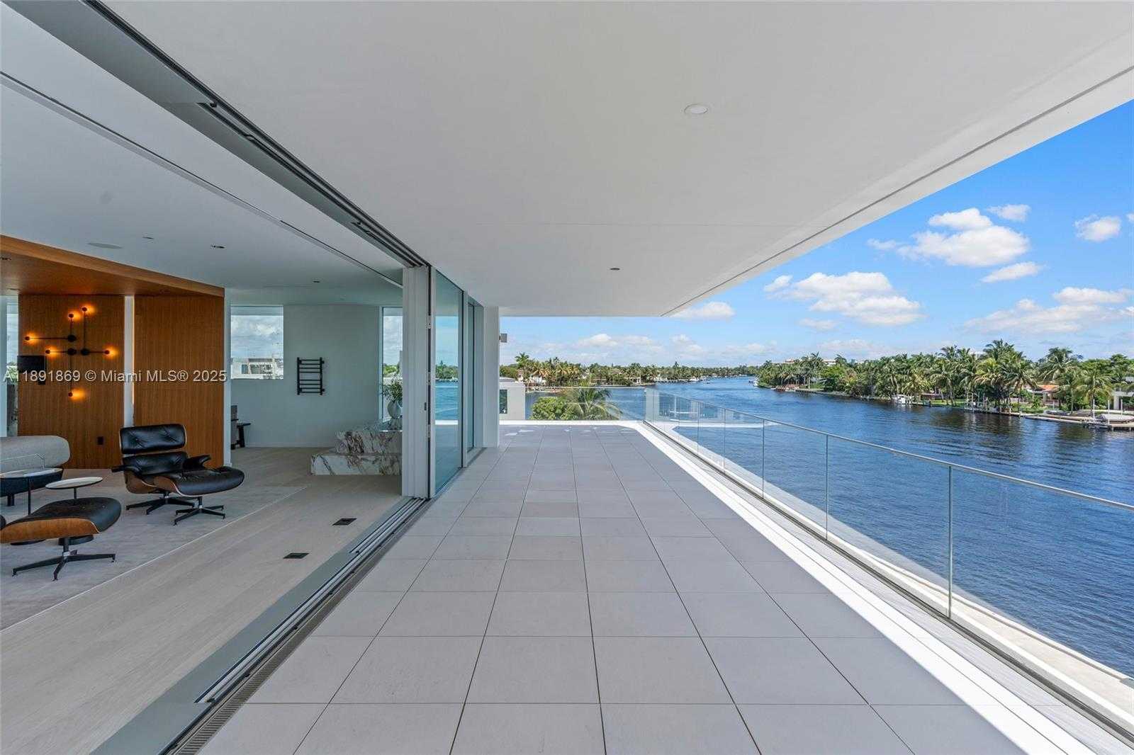 Small Image of 2131 NORTH EAST 15TH ST, Fort Lauderdale Number 52