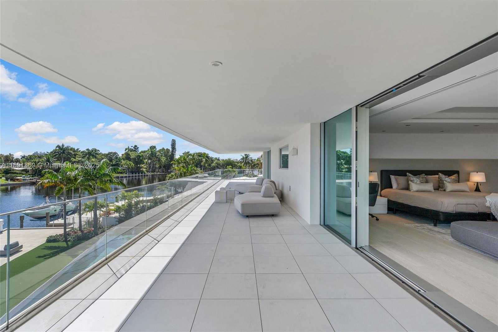 Small Image of 2131 NORTH EAST 15TH ST, Fort Lauderdale Number 63